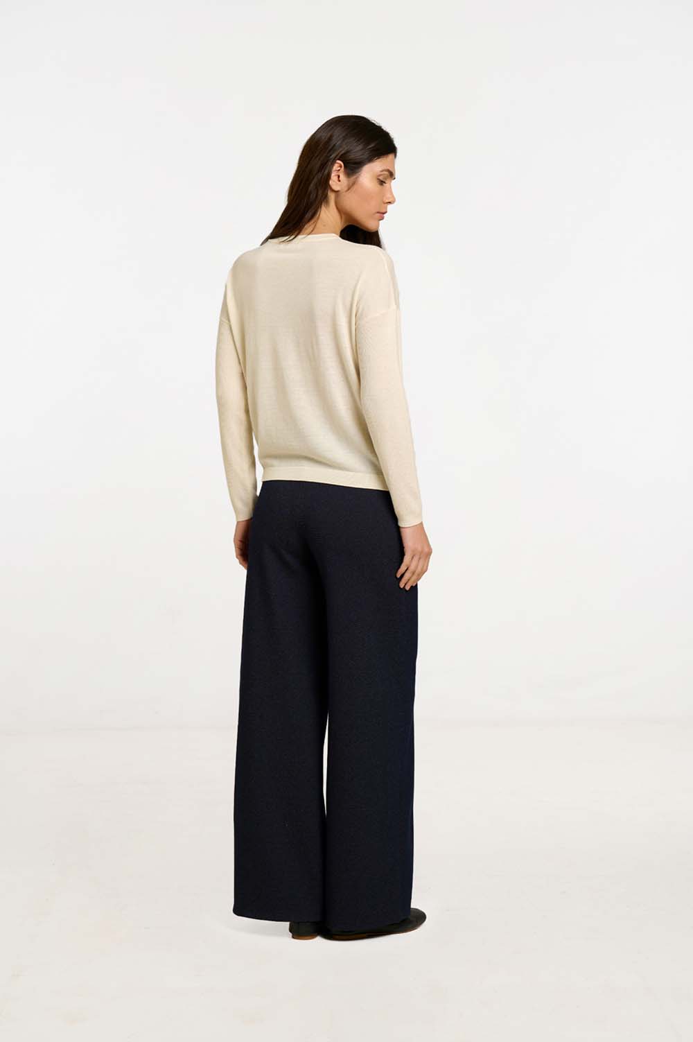 Two-material sweater | ICONIC PIECES 5