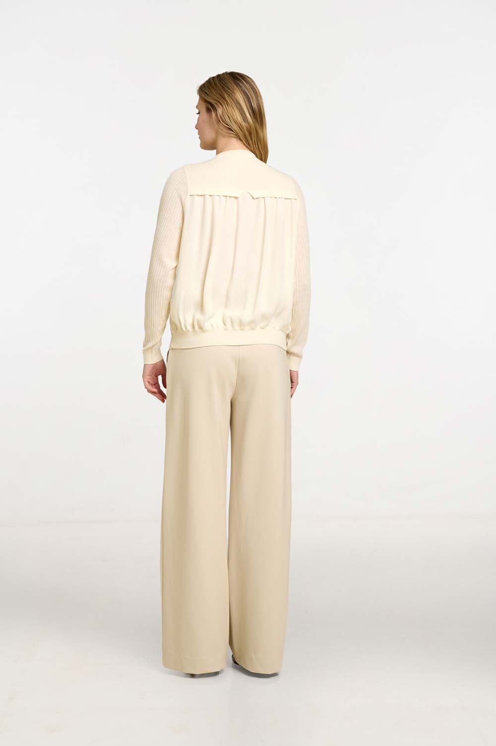 Mixed-material jacket | ICONIC PIECES 4