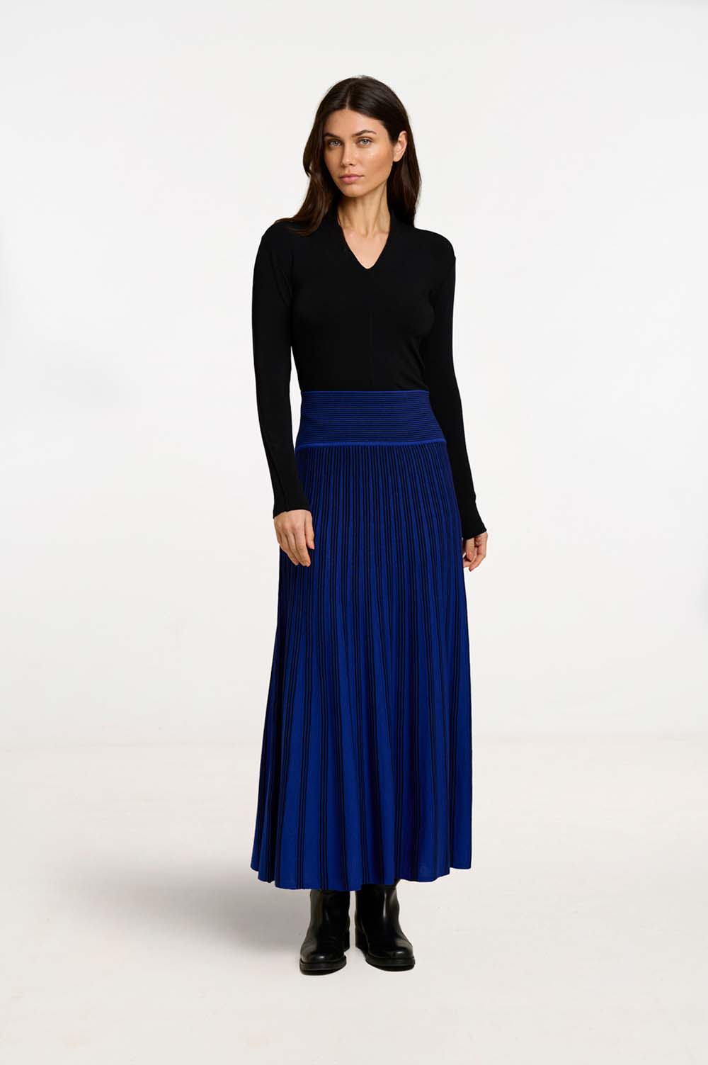 Radial knit skirt | ICONIC PIECES 1