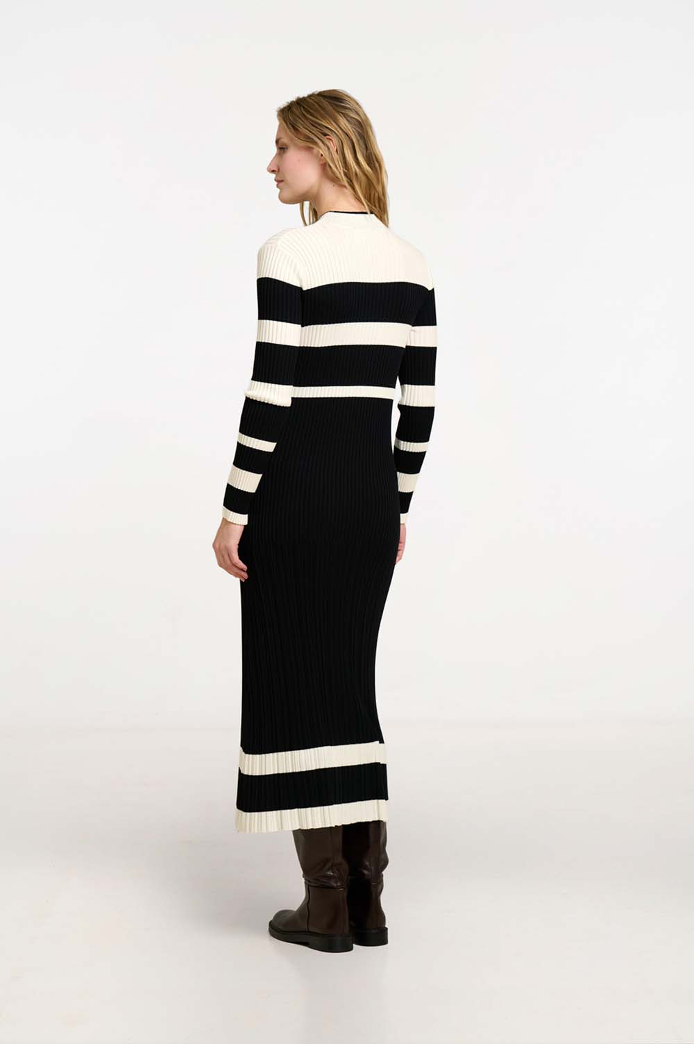 Contrast rib dress 5