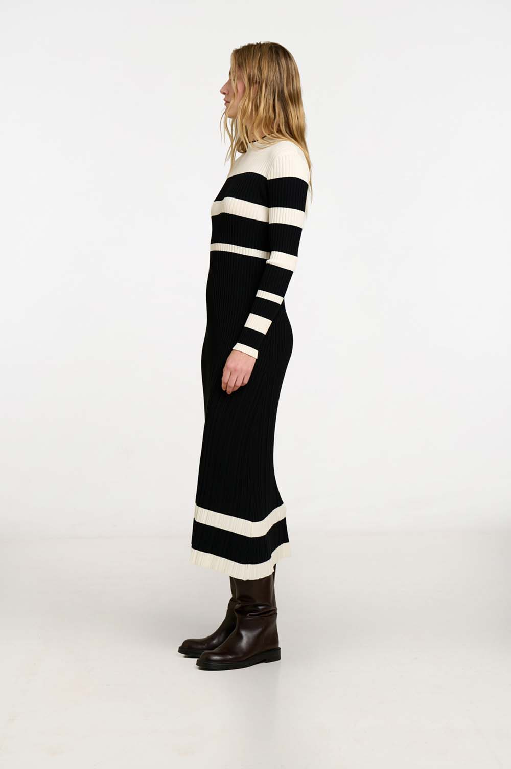 Contrast rib dress 4