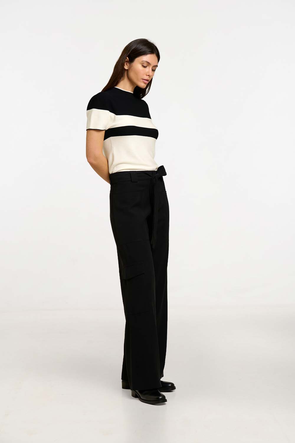 Contrast stripe sweater 3