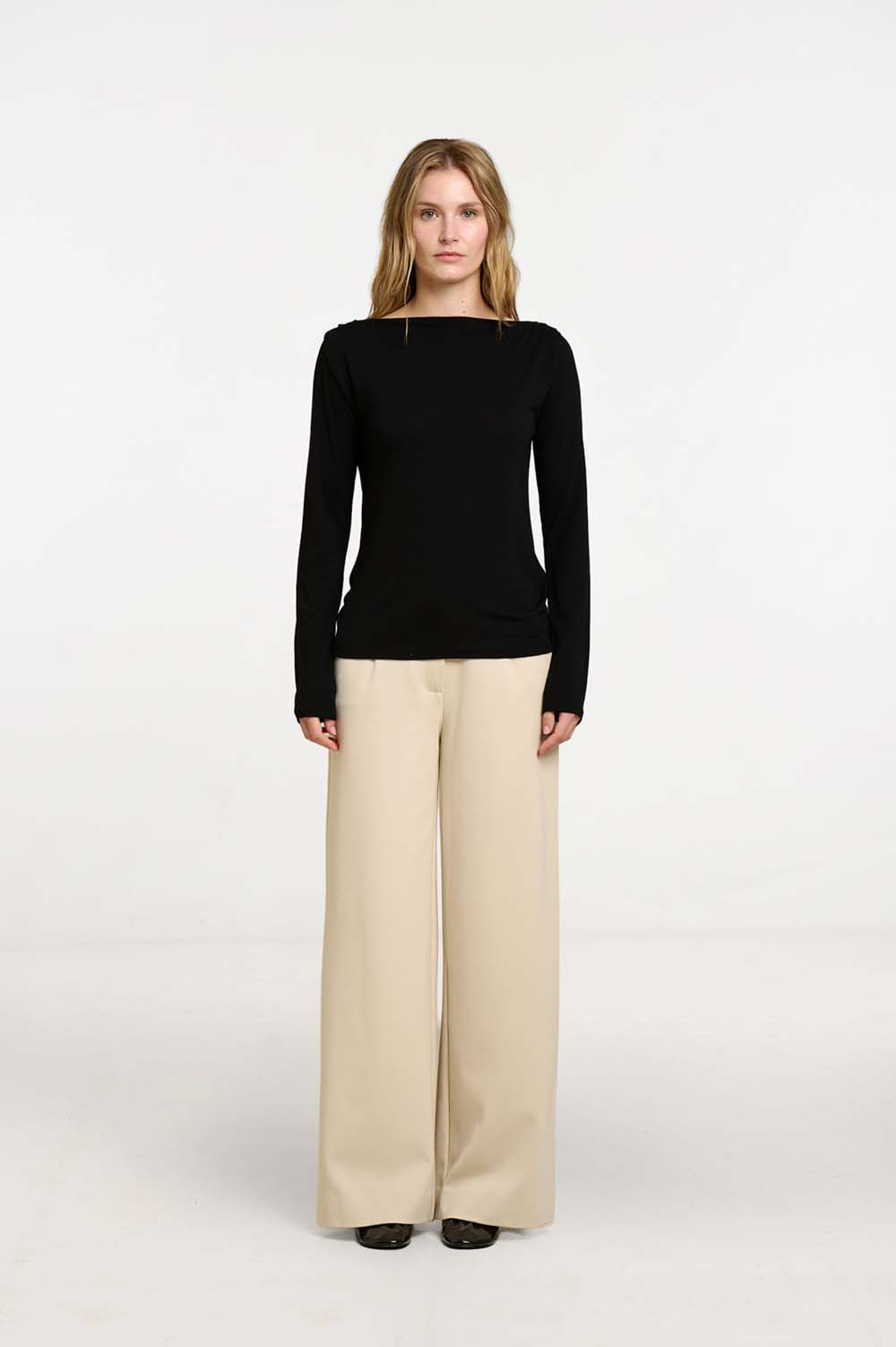 Boat neck T-shirt 1