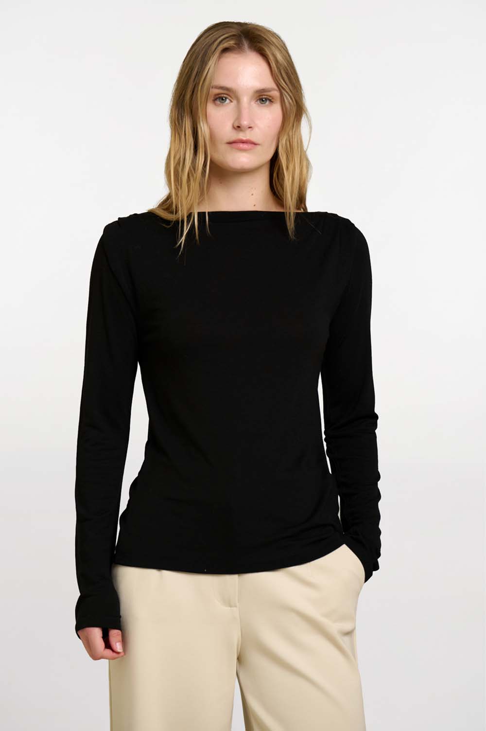 Boat neck T-shirt 4