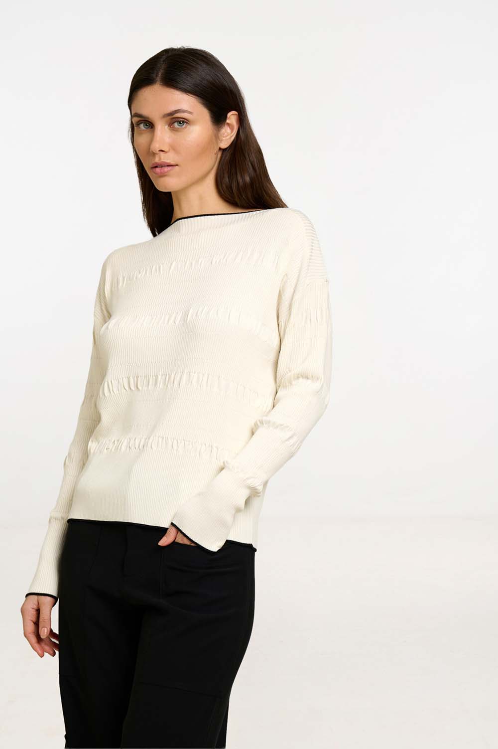 Boat neck sweater 1