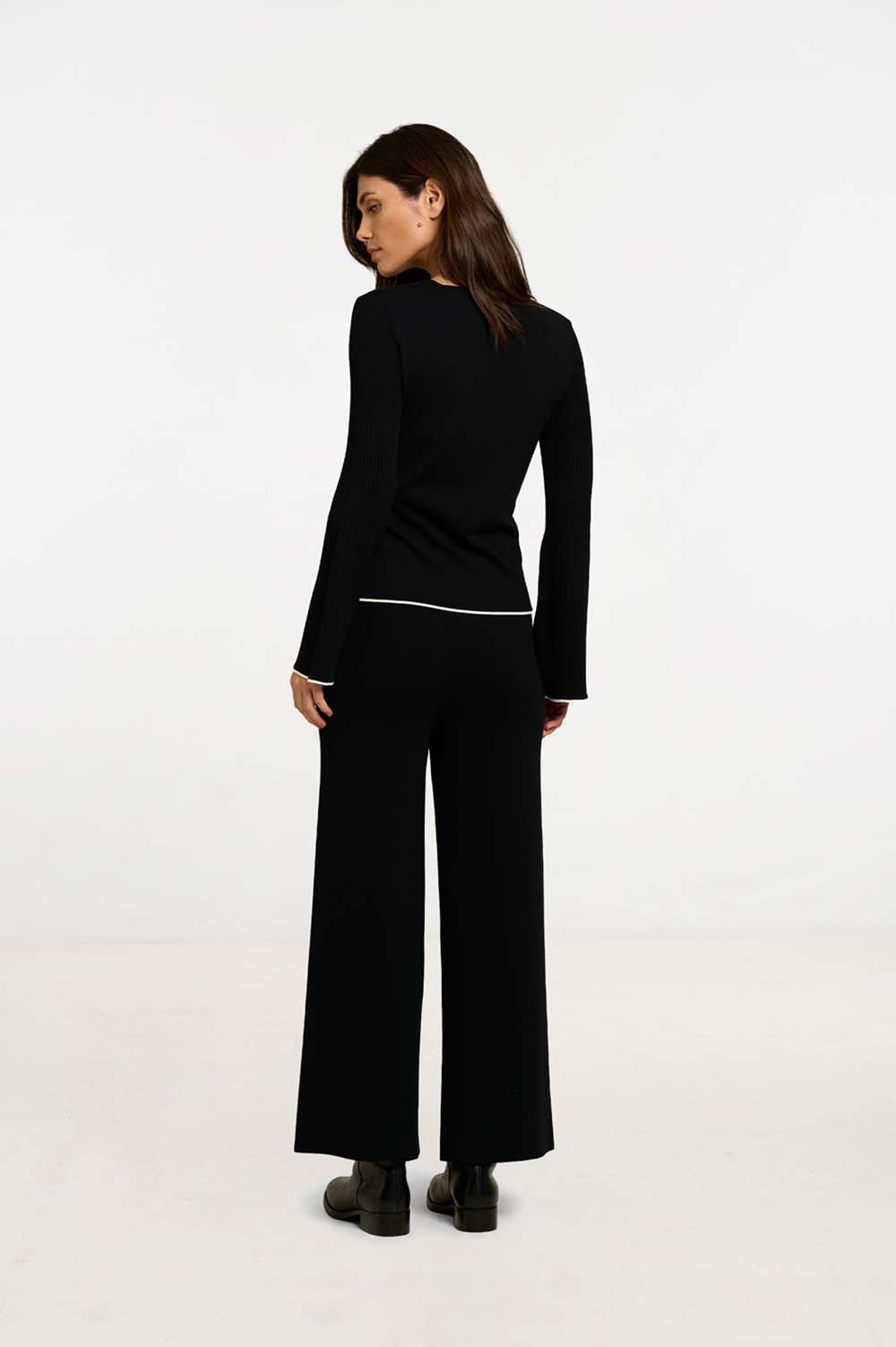 Contrast knit pants 4