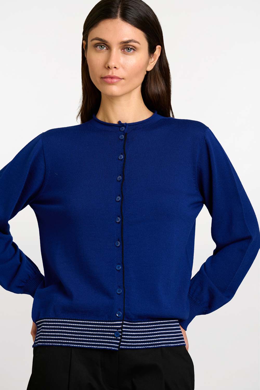 Seamless cardigan