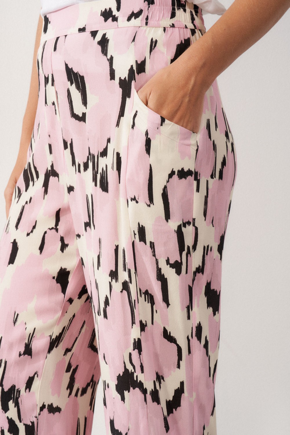 Viscose printed trousers 1